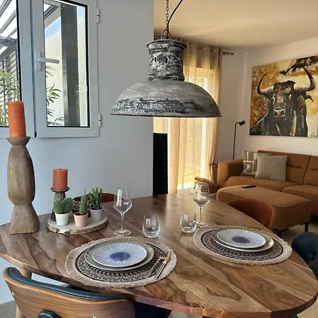 Moderne 3 Slaapkamer Villa *